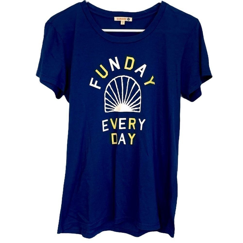 SUNDRY Fun Day Everyday Short Sleeves Blue Tee Top.Size M